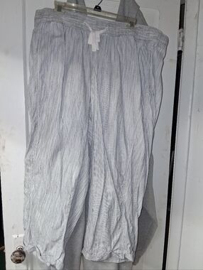 Lane Bryant Black Pinstripe Drawstring Crop Pants